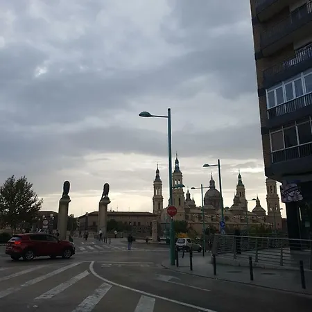 Casa Pedrada Apartment Zaragoza